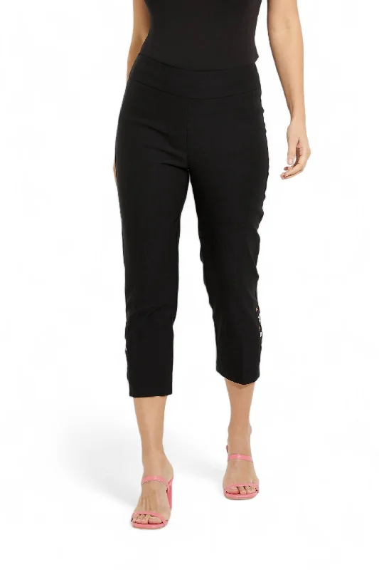 Latest Trends Capri Pants With Grommets In Black