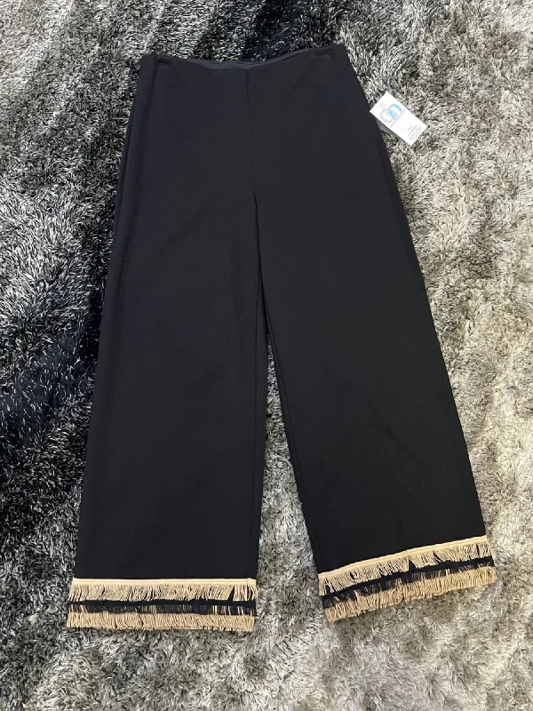 Wardrobe Refresh Capri With Gold Fringe In Black