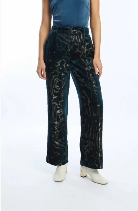 Y2K Nostalgic Fashion Look Haven Golden Jade Pant