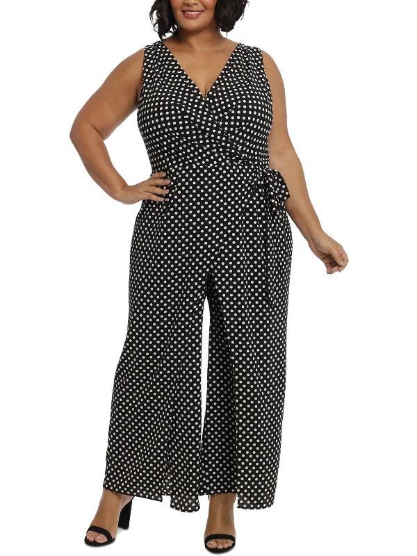 Trend Alert Plus Womens Crepe V-Neck Jumpsuit