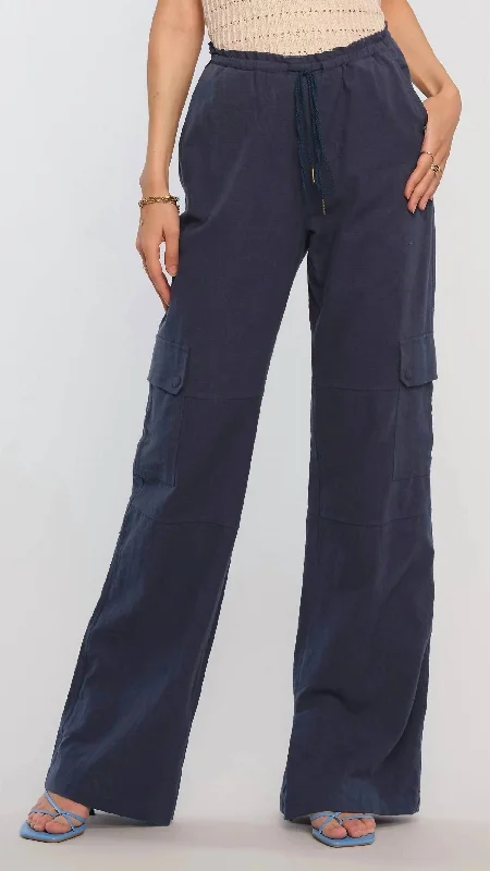 Fresh Styles, Fresh Deals Valentine Cargo Easy Pants In Indigo