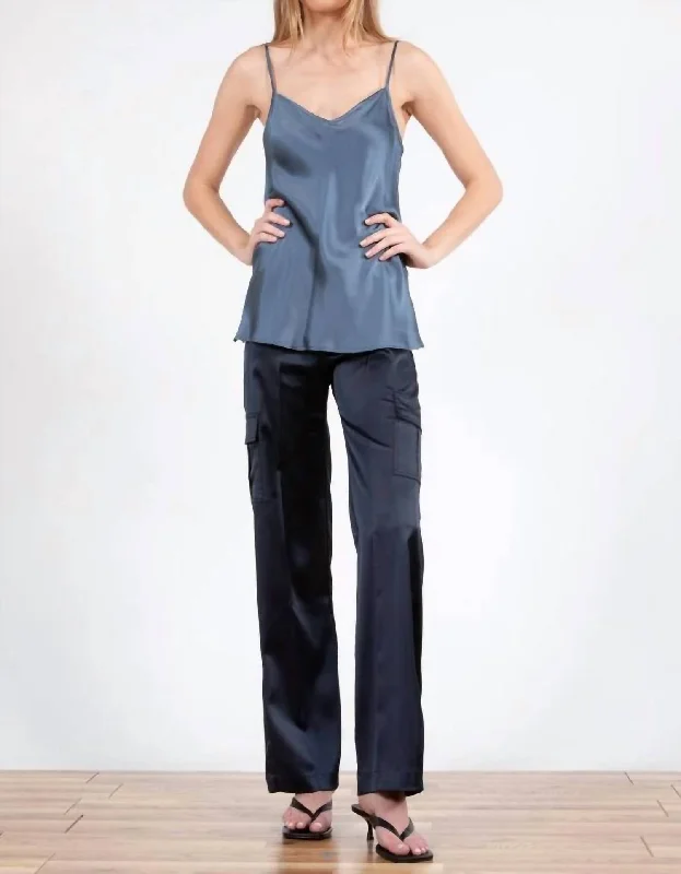 Innovate Your Wardrobe Wide-Leg Cargo Eclipse Pant In Navy