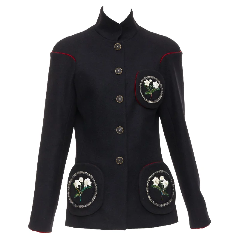 You'Ll Love Us Because Chanel Edelweiss flower embroidery circle pocket wool coat