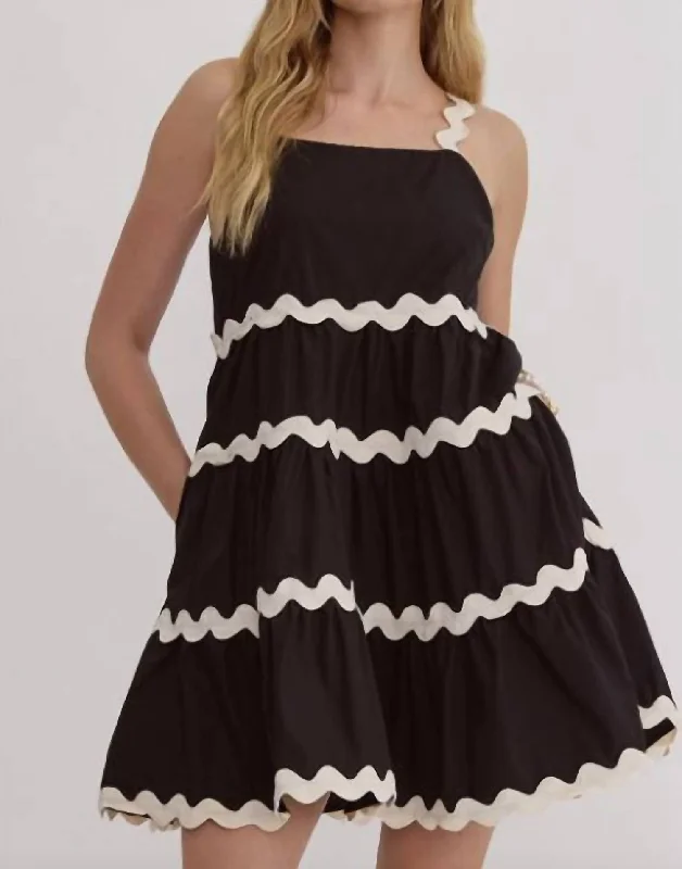 Save Big Ric Rac Short Dress In Black