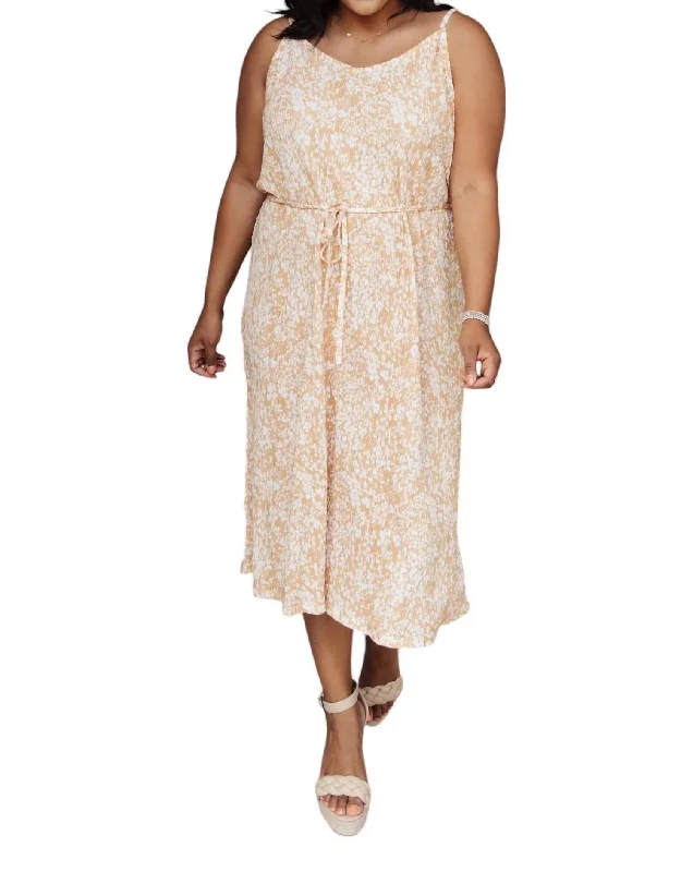 Latest Fashion Somewhere Sunny Dress In Beige